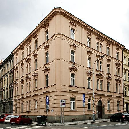 Luxury Center Apt. Charles Bridge Walking Distance Прага Экстерьер фото